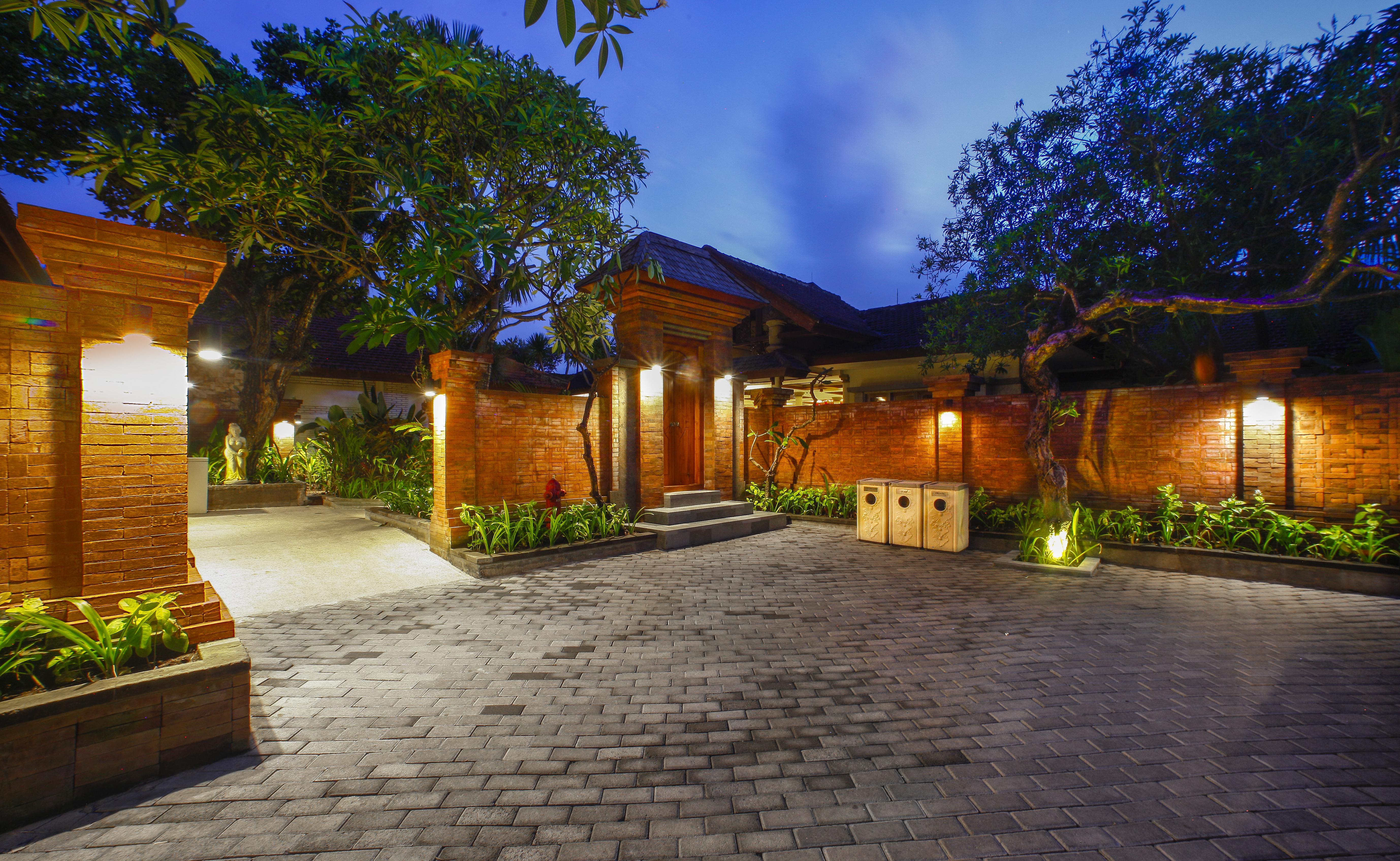 Kuta Seaview Boutique Resort Esterno foto