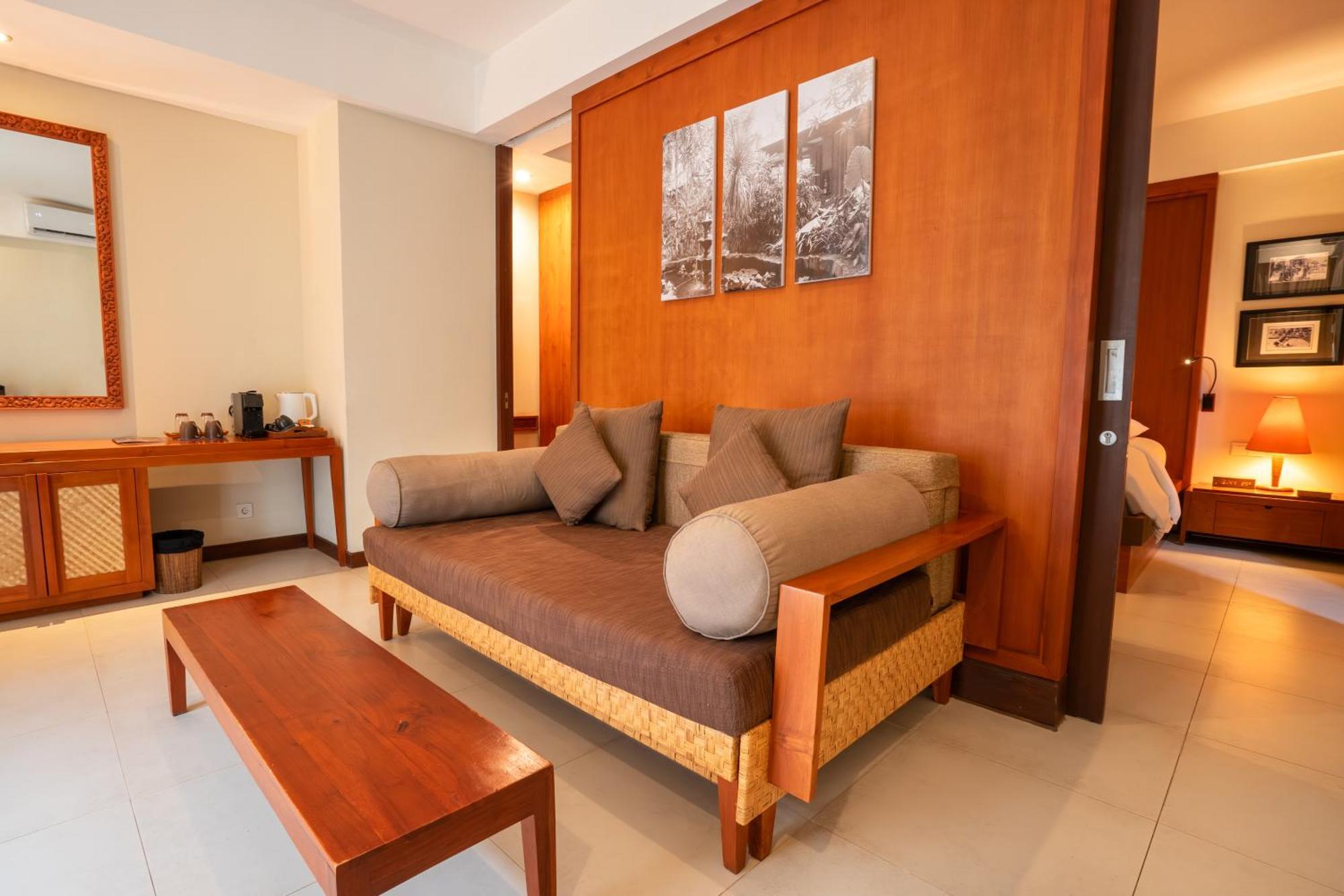 Kuta Seaview Boutique Resort Esterno foto