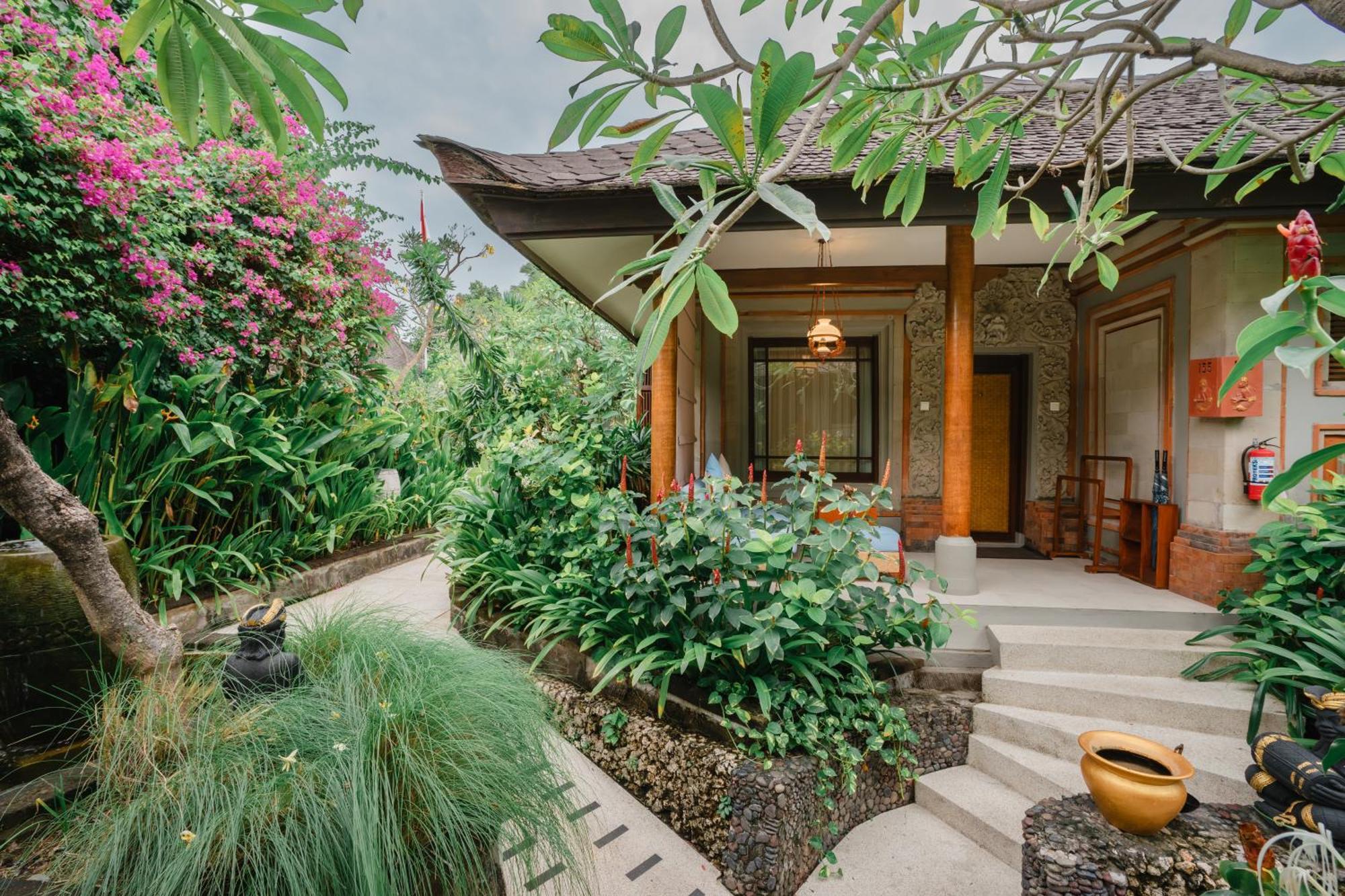 Kuta Seaview Boutique Resort Esterno foto